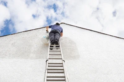 Peinture extérieure au Syndicat — façades et ravalement